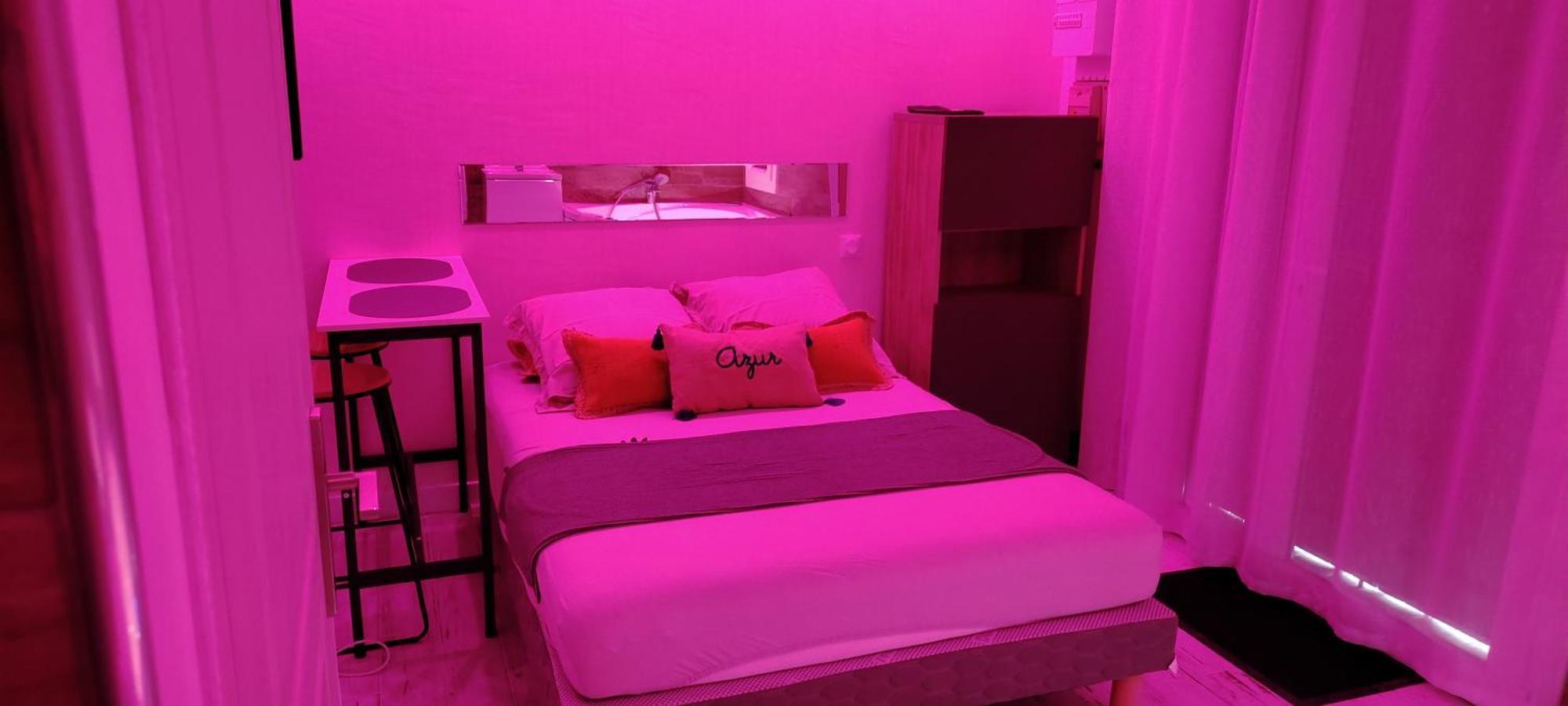 Studio Cosy Balneo Avec Jardin 르발카레스 외부 사진
